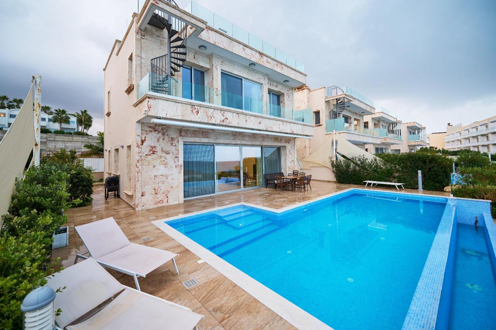 Paphos Olymp Luxury Villa D - Luxury Escape With Direct Beach Access And Unique Sunsets מראה חיצוני תמונה